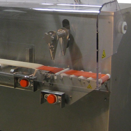 Servo Cutoff Machine by HART Design & Manufacturing
