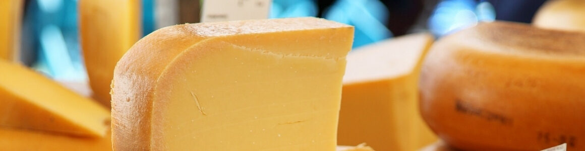 hart-design-manufacturing-cheddar-cheese